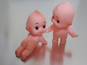 男女の双子の赤ちゃん